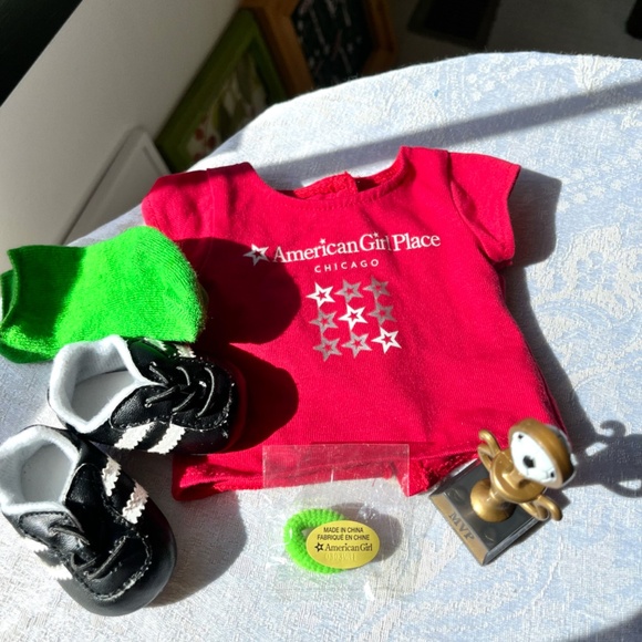 American Girl 18" Doll Soccer Top And Accessories (5 pieces) - Picture 4 of 6